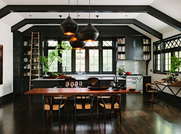 Black Interior Trim - Woodgrain