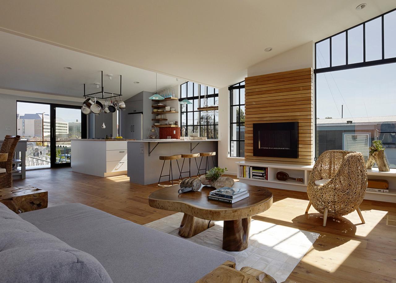 90s Nostalgia Interior Design - Woodgrain