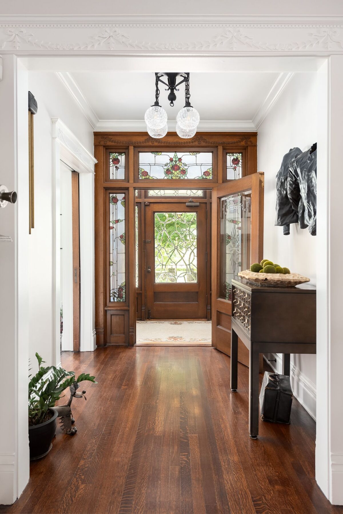 Victorian Homes and Keeping Their History Alive - Woodgrain
